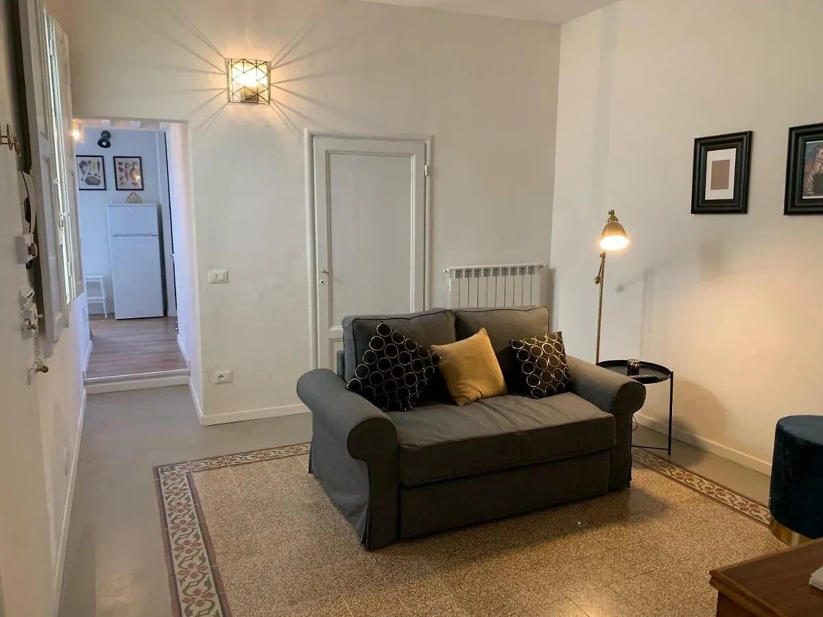 Boccaccio 54 Up Apartment Florence