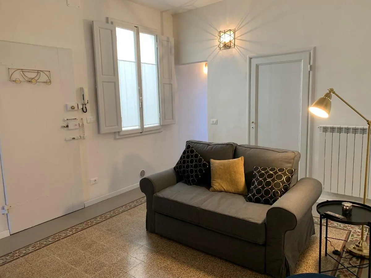 Boccaccio 54 Up Apartment Florence